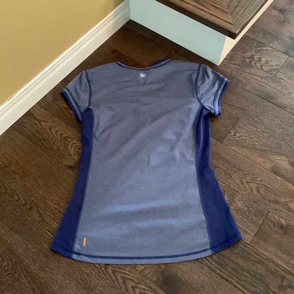 Lucy Activewear purple size SM top - Picture 3 of 4